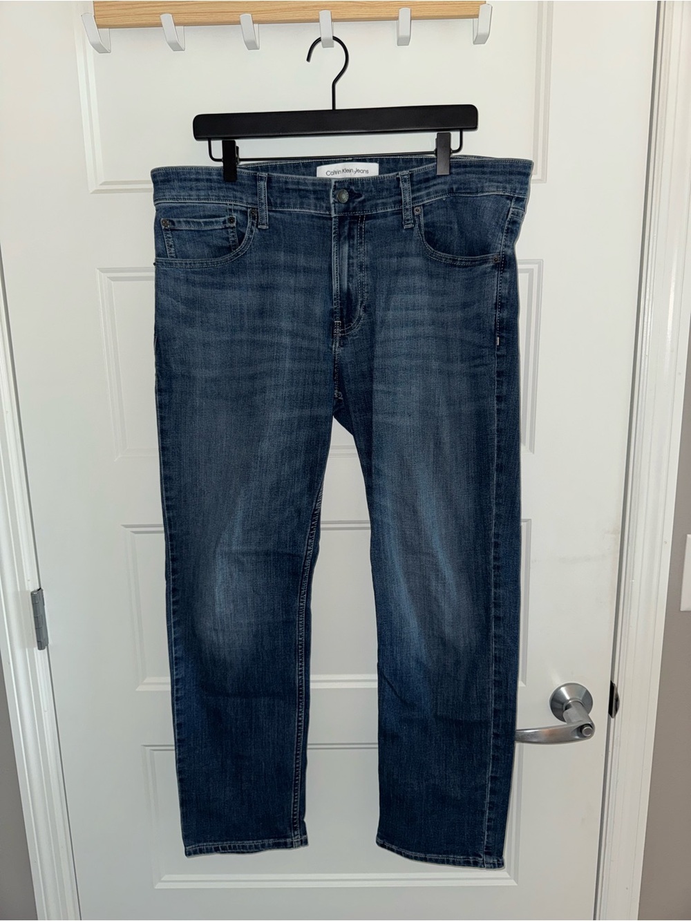 Calvin Klein Jeans Men’s Indigo Straight Leg Jeans
